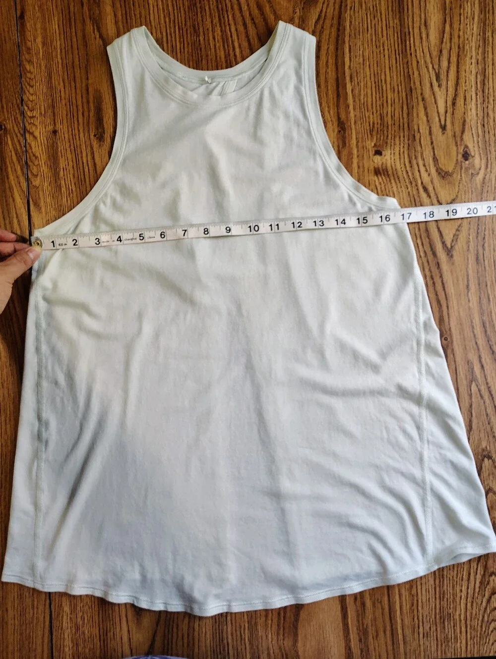Lululemon All Tied Up Tank Top Very Light Green Spring cotton sz 8 (M).
